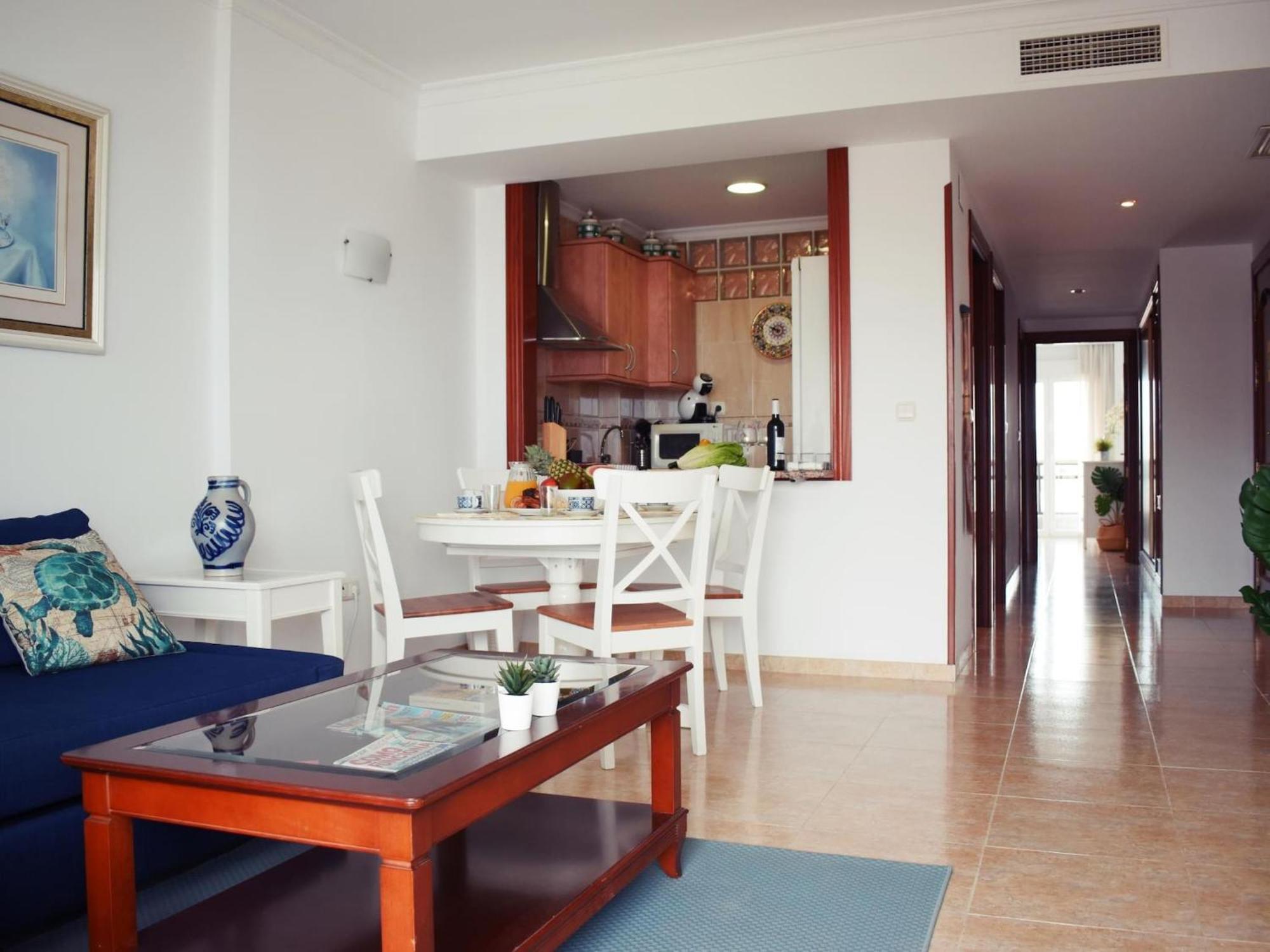 Luminoso Apartamento De 3 Dormitorios A Pie De Playa En Torremolinos Exteriér fotografie